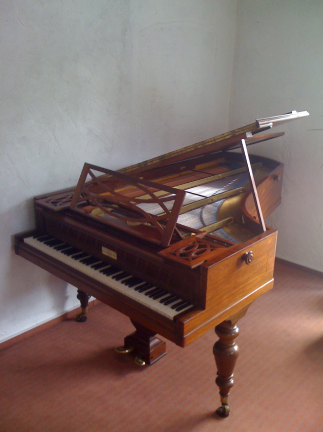 Pleyel1860-b.JPG